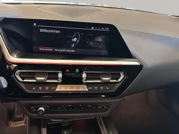 BMW Z4 M40i Harman K LiveCockpitProf Head-Up Kamera
