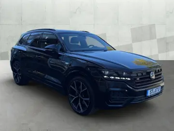 VW Touareg 3.0 TDI V6 4M R-LINE BLACK  AHK DYNAUDIO