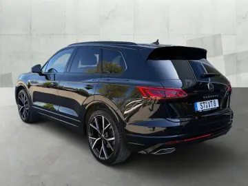 VW Touareg 3.0 TDI V6 4M R-LINE BLACK  AHK DYNAUDIO