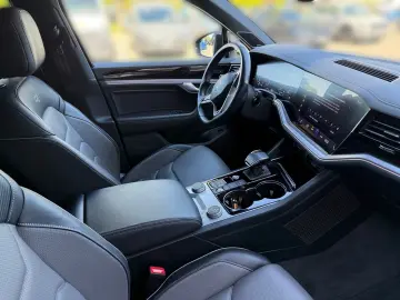 VW Touareg 3.0 TDI V6 4M R-LINE BLACK  AHK DYNAUDIO