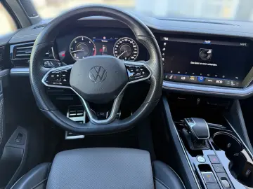 VW Touareg 3.0 TDI V6 4M R-LINE BLACK  AHK DYNAUDIO