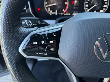 VW Touareg 3.0 TDI V6 4M R-LINE BLACK  AHK DYNAUDIO