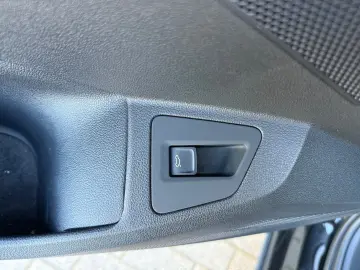 VW Touareg 3.0 TDI V6 4M R-LINE BLACK  AHK DYNAUDIO
