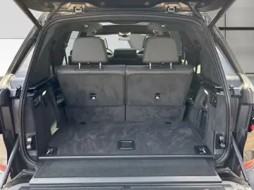 BMW X7 xDrive 40d M Sport Pro AHK 22 H&K Pano Soft