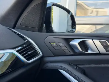 BMW X5 45e xD  ACC PANO LASER MASSAGE 360 HUD 21''