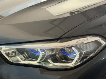 BMW X5 45e xD  ACC PANO LASER MASSAGE 360 HUD 21''