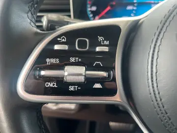 MERCEDES-BENZ GLS 450 4M AMG Line Pano.-Dach Airmatic Kamera