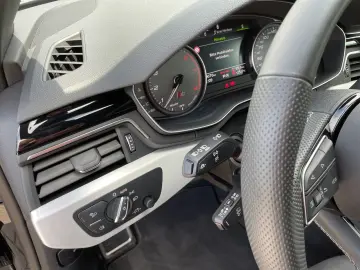 AUDI S5 Cabriolet TFSI quattro tiptronic Cam AHK Carp