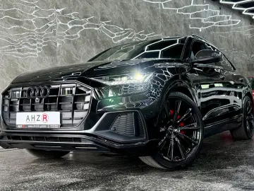 AUDI Q8 50 TDI quattro competition plus