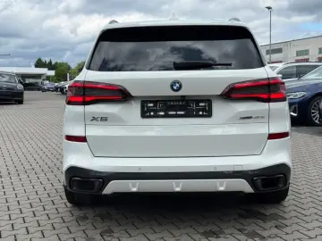 BMW X5 xDr 45e M-Sport HUD LaserPano Luft KlimaMassa