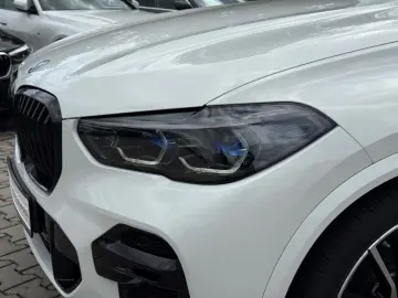 BMW X5 xDr 45e M-Sport HUD LaserPano Luft KlimaMassa