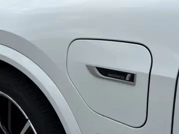 BMW X5 xDr 45e M-Sport HUD LaserPano Luft KlimaMassa