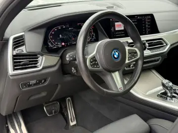 BMW X5 xDr 45e M-Sport HUD LaserPano Luft KlimaMassa