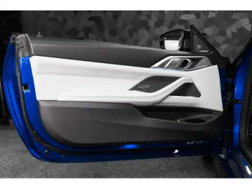 BMW M4 Compétition Cabriolet X-DRIVE G83 - BMW INDIV