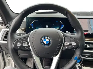 BMW X5 xDrive50e 20  AHK Pano Massage Sitzbelüft.