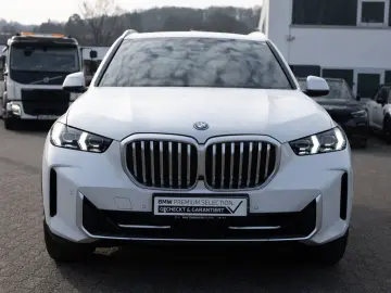 BMW X5 xDrive 50e FACEL. AHK HUD LED SITZBELÜFTUNG