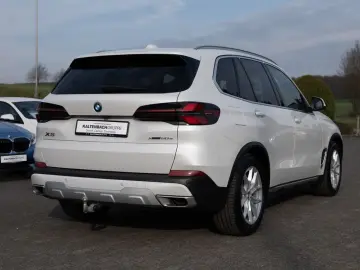 BMW X5 xDrive 50e FACEL. AHK HUD LED SITZBELÜFTUNG