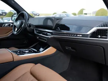 BMW X5 xDrive 50e FACEL. AHK HUD LED SITZBELÜFTUNG