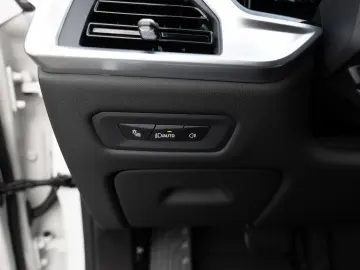 BMW X5 xDrive 50e FACEL. AHK HUD LED SITZBELÜFTUNG