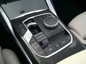 BMW 420 i M Sport Cabrio LM19'' Head-Up M …