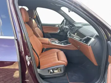 BMW X5 xD50e DAPr 360 Massag Pano 2ACHS Sky HK SoftC