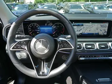 MERCEDES-BENZ GLS 450 d 4M DISTRONIC PANO HUD MASSAG…