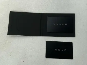 TESLA Model Y Long Range AWD 75kWh 351pk 93% SoH AMD R