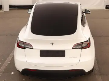 TESLA Model Y Long Range AWD 75kWh 351pk 93% SoH AMD R