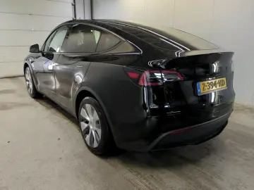 TESLA Model Y Standard RWD Plus 351pk [ LFP ACCU AUTOP