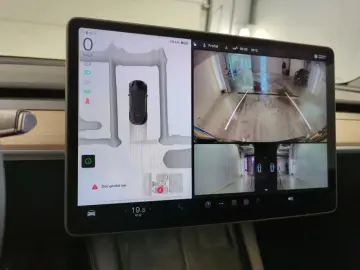 TESLA Model Y Standard RWD Plus 351pk [ LFP ACCU AUTOP