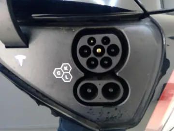 TESLA Model Y Standard RWD Plus 351pk 94 5% SoH [ LFP