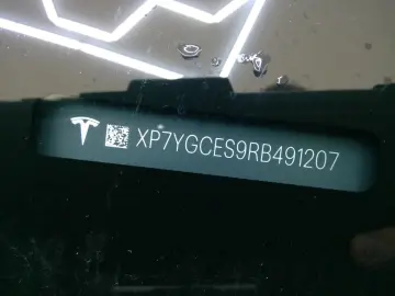 TESLA Model Y Standard RWD Plus 351pk 94 5% SoH [ LFP