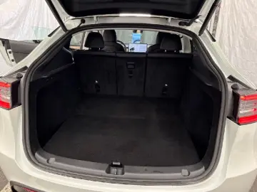 TESLA Model Y Long Range Dual AWD 19  8-Fach   AHK