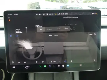 TESLA Model Y Long Range Dual AWD PANO LED KAM AUTOPIL