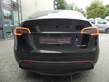TESLA Model Y Long Range Dual AWD PANO LED KAM AUTOPIL