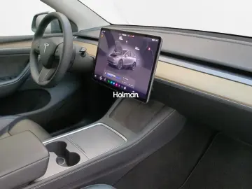 TESLA Model Y Long Range Dual Motor A.pilot AHK Pr. In