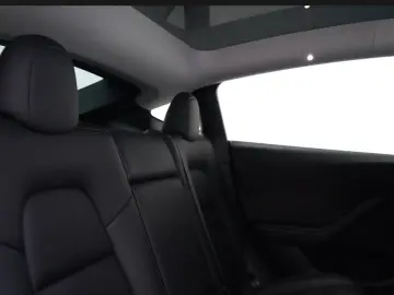 TESLA Model Y Long Range Dual