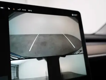 TESLA Model Y Long Range Dual