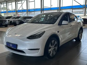 TESLA Model Y Long Range Dual Pano Leder AWD AHK LED
