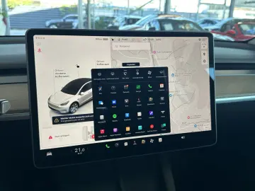 TESLA Model Y Long Range Dual Pano Leder AWD AHK LED