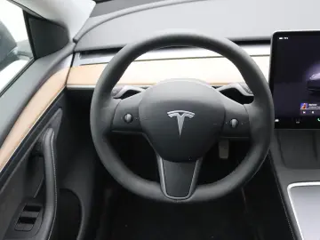 TESLA Model Y Long Range AWD 75kWh 351pk 94.3% SoH [ A