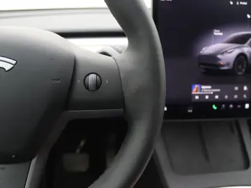 TESLA Model Y Long Range AWD 75kWh 351pk 94.3% SoH [ A