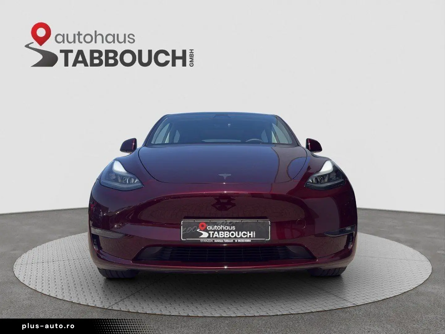 TESLA Model Y LONG RANGE AHK AWD SPURWECHSEL PANO