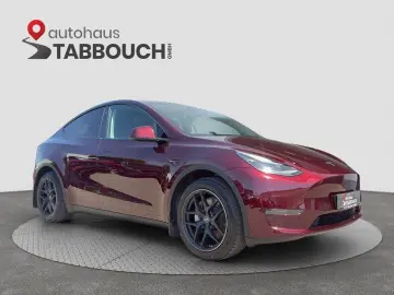 TESLA Model Y LONG RANGE AHK AWD SPURWECHSEL PANO