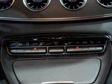 MERCEDES-BENZ AMG GT 53 4Matic  V8-STYLING CARBON-EX…