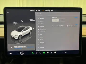 TESLA Model Y AWD WäPu CAM LED Pano