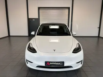 TESLA Model Y Dual  Maximale Reichweite AWD LED Pano