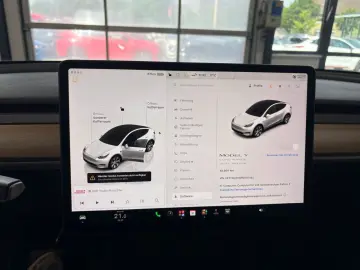 TESLA Model Y Dual  Maximale Reichweite AWD LED Pano