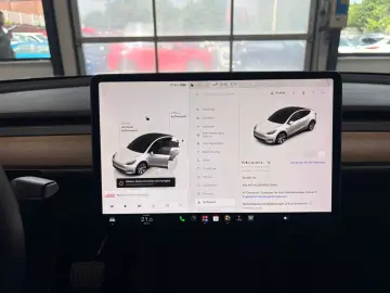 TESLA Model Y Dual  Maximale Reichweite AWD LED Pano