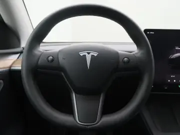 TESLA Model Y Long Range AWD 75kWh 351pk 93.2% SoH [ T